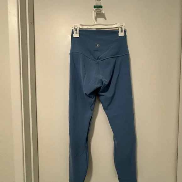 Lululemon Athletica Blue Performance Leggings - Picture 3 of 4